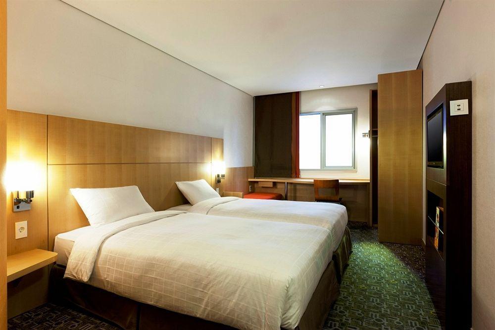 Ibis Ambassador Seoul Insadong-Newly Renovated In 2025 Hotel Exterior photo