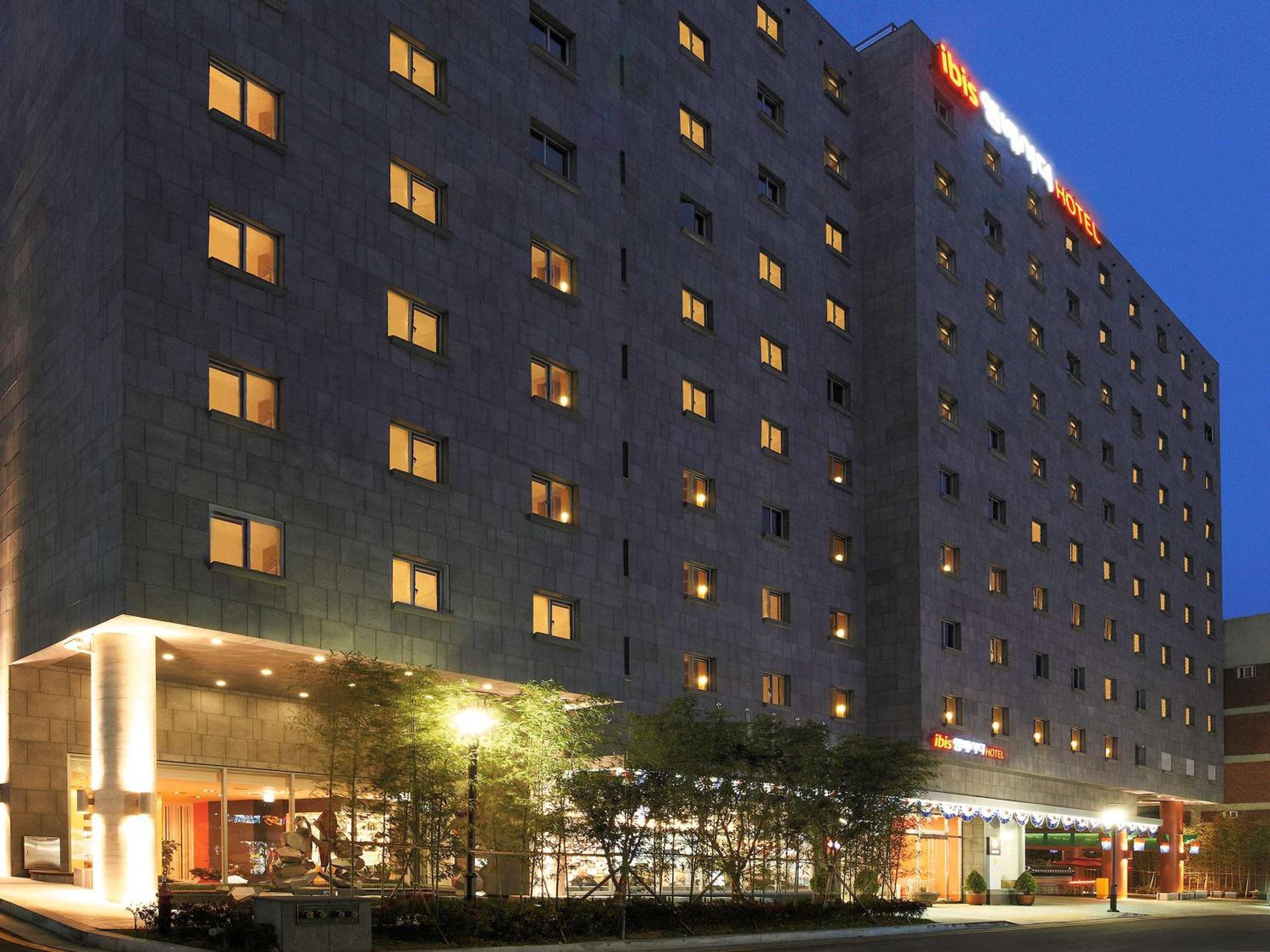 Ibis Ambassador Seoul Insadong-Newly Renovated In 2025 Hotel Exterior photo